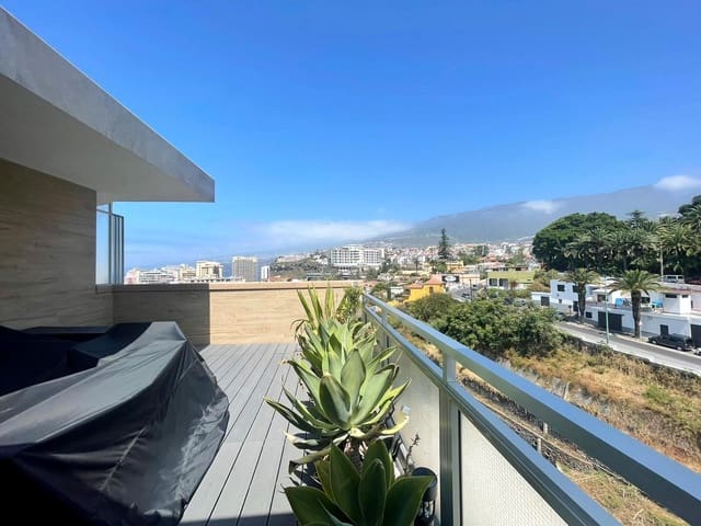 2 soveværelse Penthouse til salg i Puerto de la Cruz med swimmingpool - € 550.000 (Ref: 9961458)