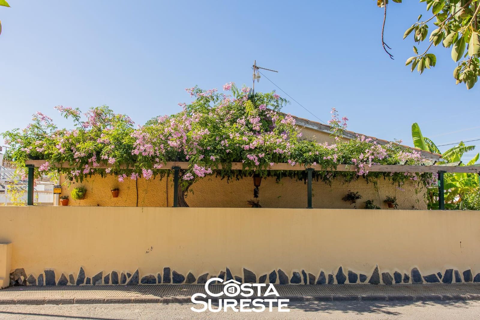 Apartamento de 3 habitaciones en Roda en venta con garaje - 280.000 € (Ref: 10164155)