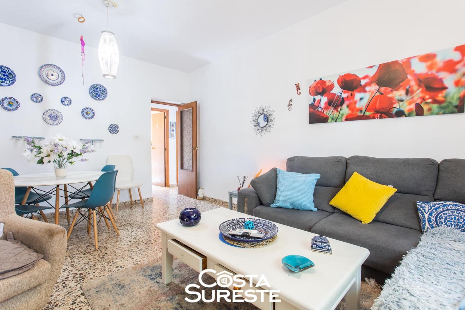 Apartamento de 3 habitaciones en Roda en venta con garaje - 280.000 € (Ref: 10164155)