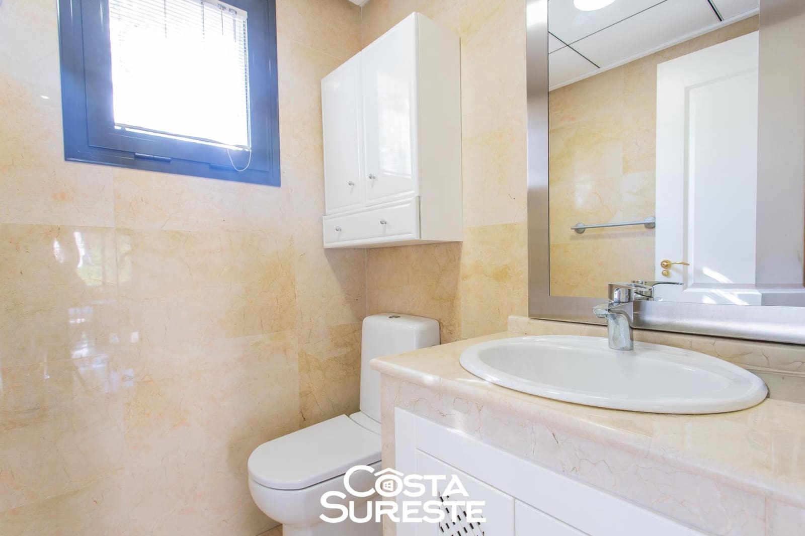 Apartamento de 2 habitaciones en Roda en venta con piscina - 290.000 € (Ref: 10184200)