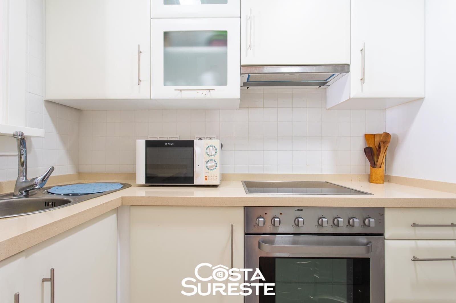 Apartamento de 2 habitaciones en Roda en venta con piscina - 290.000 € (Ref: 10184200)