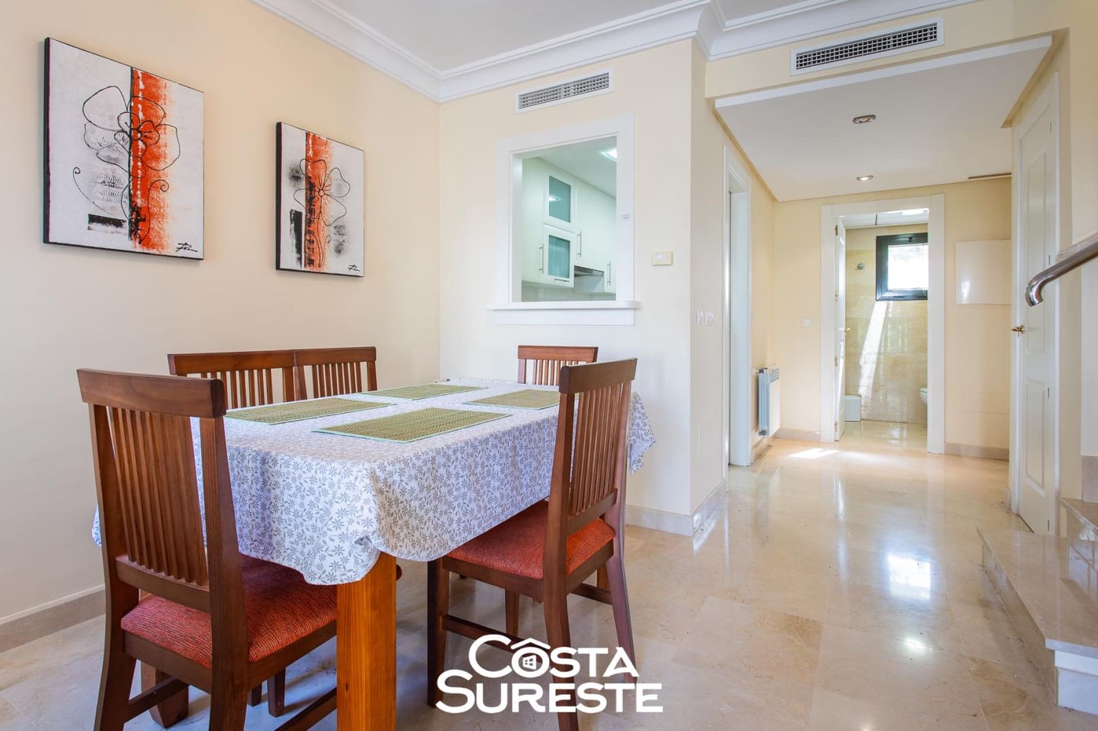 Apartamento de 2 habitaciones en Roda en venta con piscina - 290.000 € (Ref: 10184200)