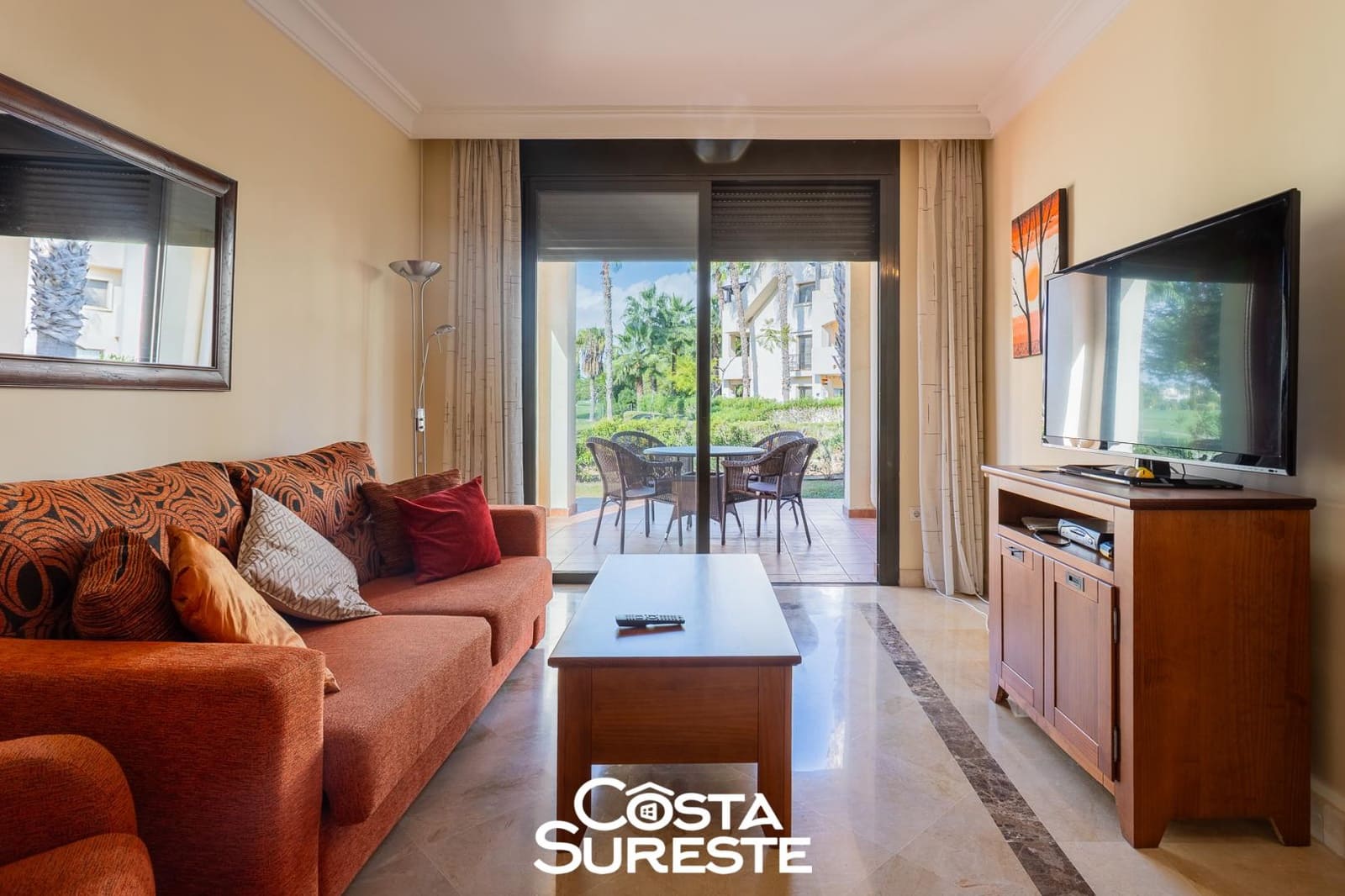 Apartamento de 2 habitaciones en Roda en venta con piscina - 290.000 € (Ref: 10184200)