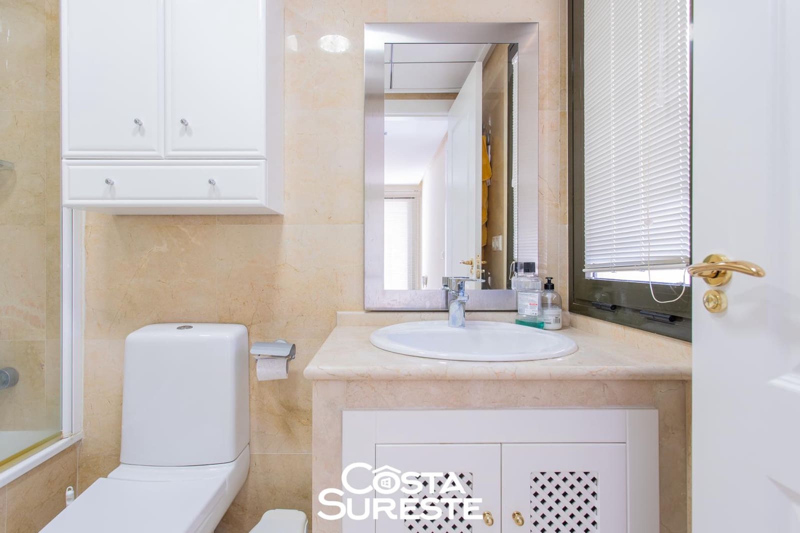 Apartamento de 2 habitaciones en Roda en venta con piscina - 290.000 € (Ref: 10184200)