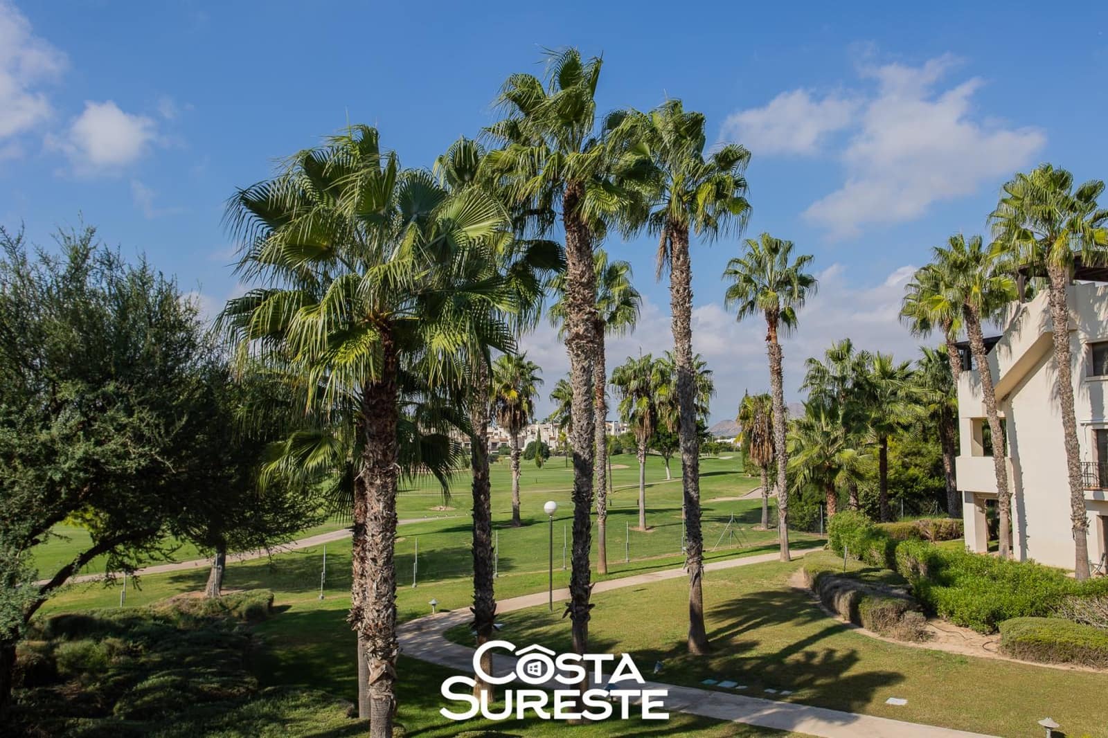 Apartamento de 2 habitaciones en Roda en venta con piscina - 290.000 € (Ref: 10184200)