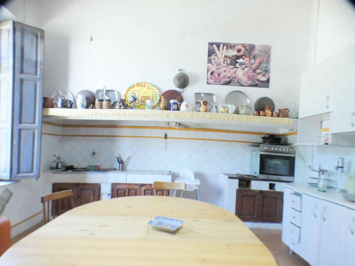 7 bedroom Apartment for sale in Avileses - € 180,000 (Ref: 6855013)
