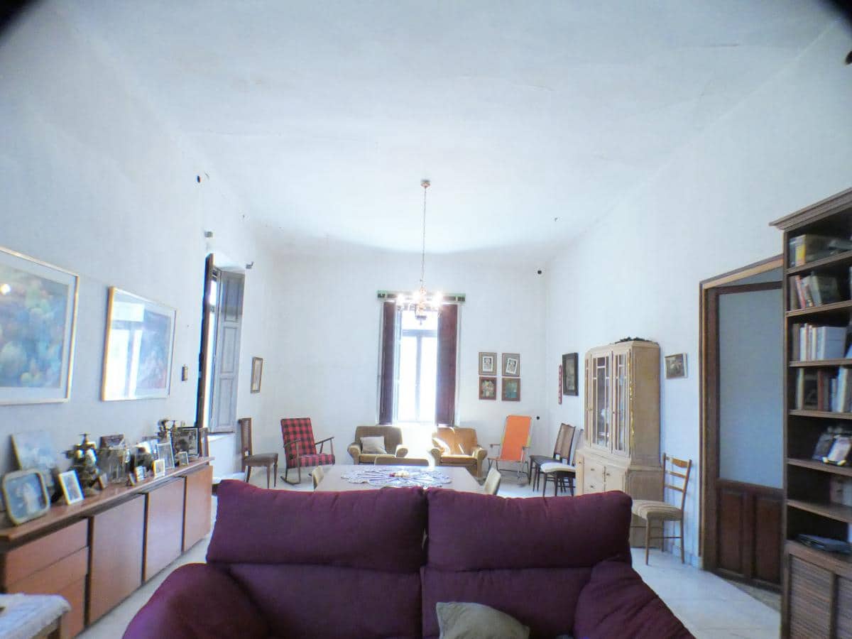 7 bedroom Apartment for sale in Avileses - € 180,000 (Ref: 6855013)