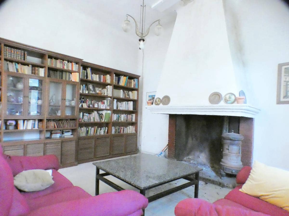 7 bedroom Apartment for sale in Avileses - € 180,000 (Ref: 6855013)