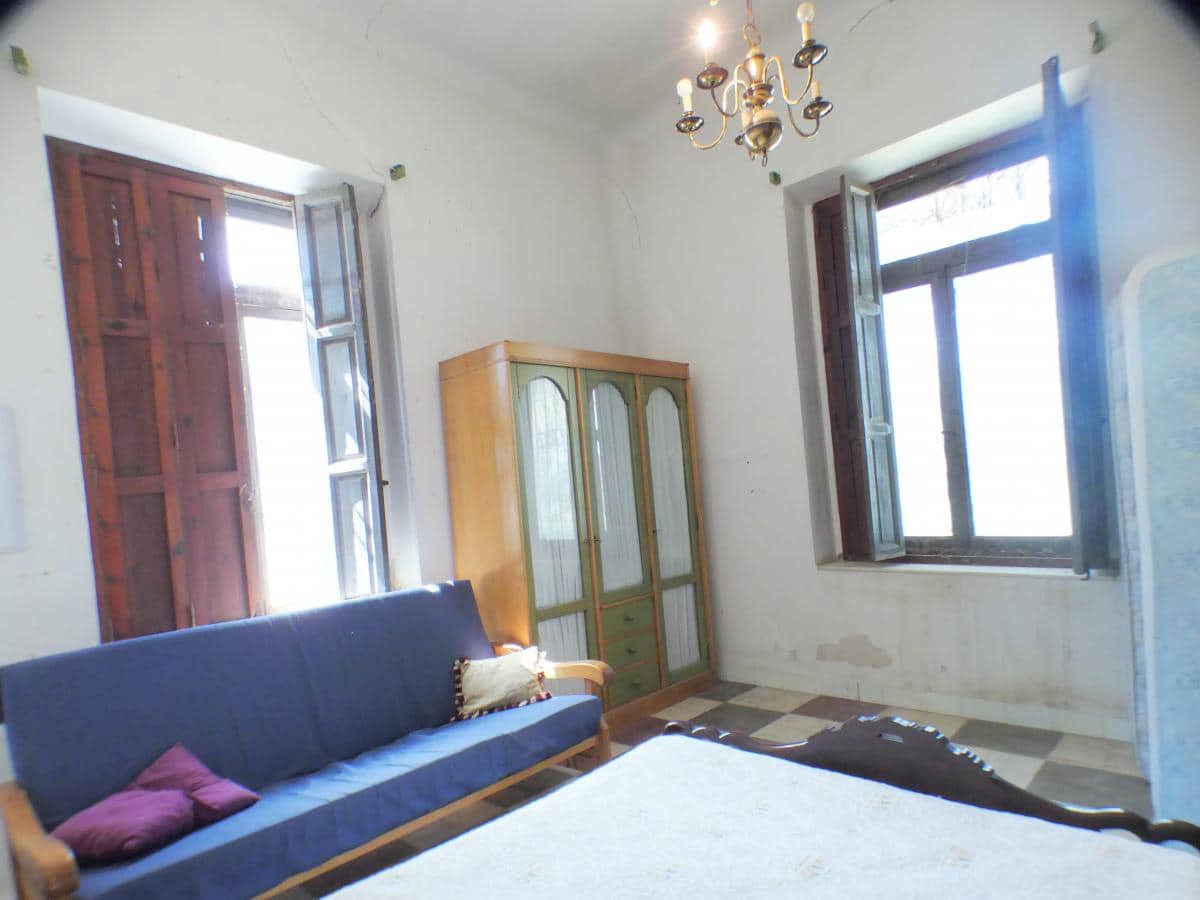 7 bedroom Apartment for sale in Avileses - € 180,000 (Ref: 6855013)