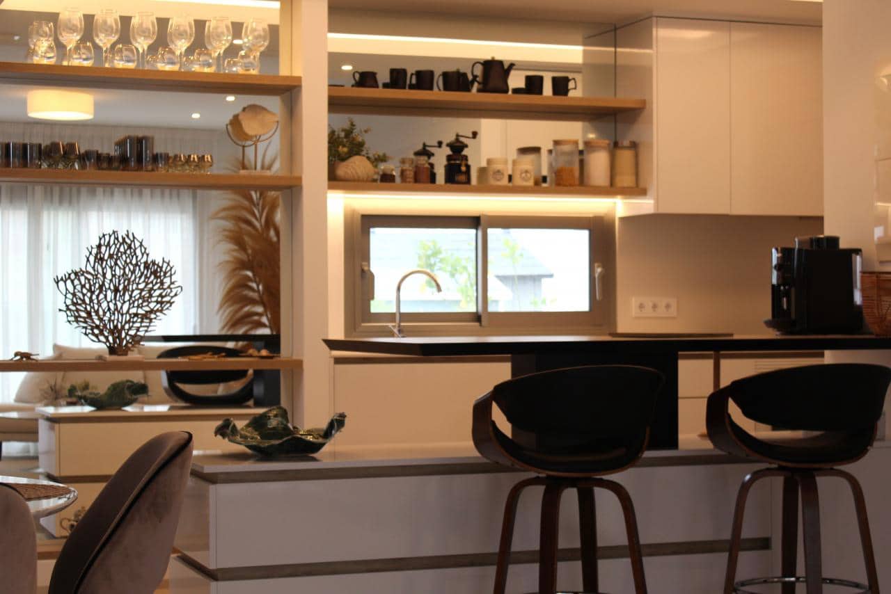 Apartamento de 4 habitaciones en Los Alcázares en venta - 650.000 € (Ref: 8064914)