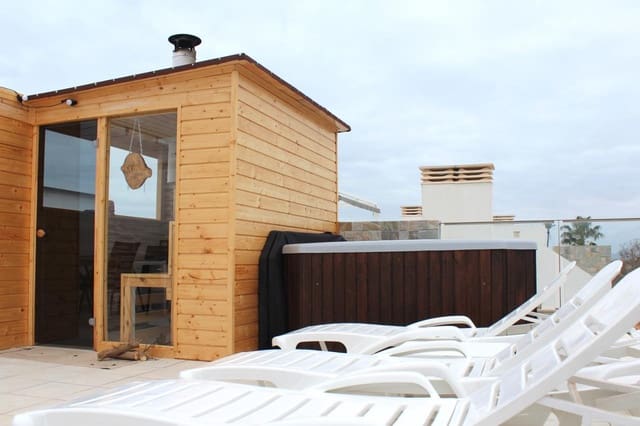Apartamento de 4 habitaciones en Centro, Los Alcázares en venta - 650.000 € (Ref: 8064914)