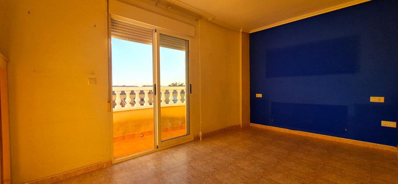 4 soveværelse Lejlighed til salg i Los Alcazares - € 185.000 (Ref: 8756297)