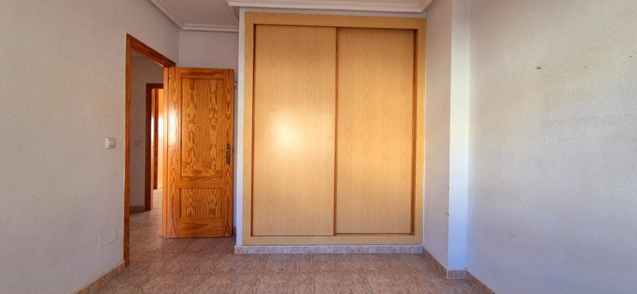 4 soveværelse Lejlighed til salg i Los Alcazares - € 185.000 (Ref: 8756297)