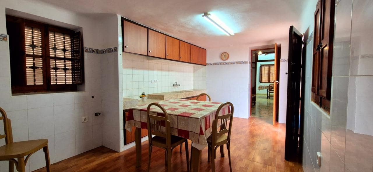3 bedroom Apartment for sale in El Mirador - € 180,000 (Ref: 8851186)