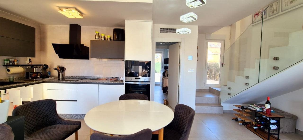 2 bedroom Apartment for sale in Estrella de Mar - € 346,500 (Ref: 8866813)