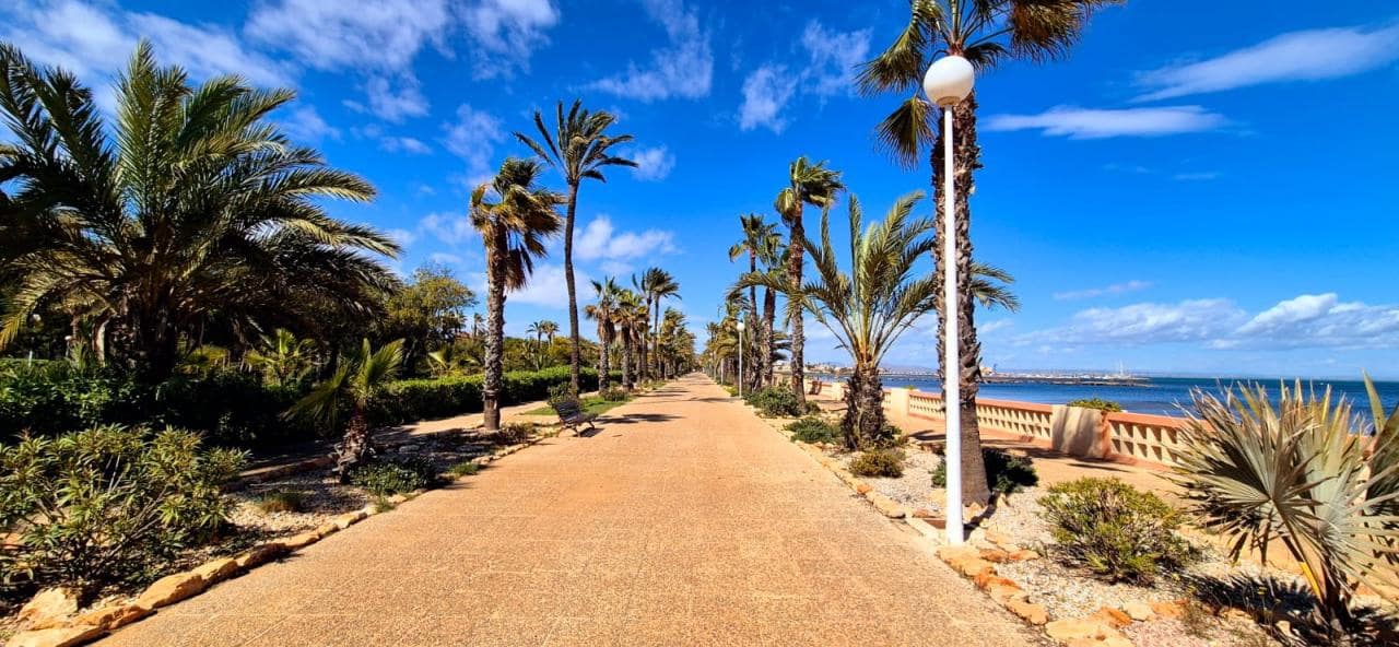 2 bedroom Apartment for sale in Estrella de Mar - € 346,500 (Ref: 8866813)