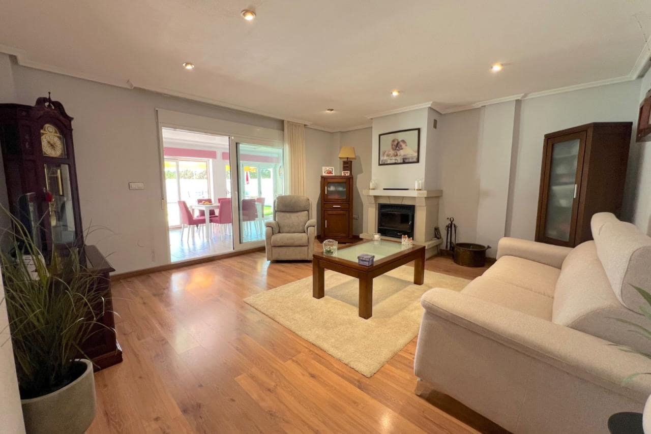 6 bedroom Apartment for sale in San Javier - € 665,000 (Ref: 9003016)