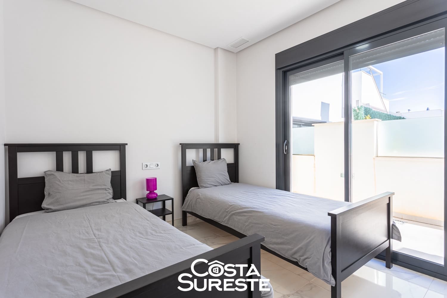 2 bedroom Villa for sale in Roda - € 330,000 (Ref: 9841123)