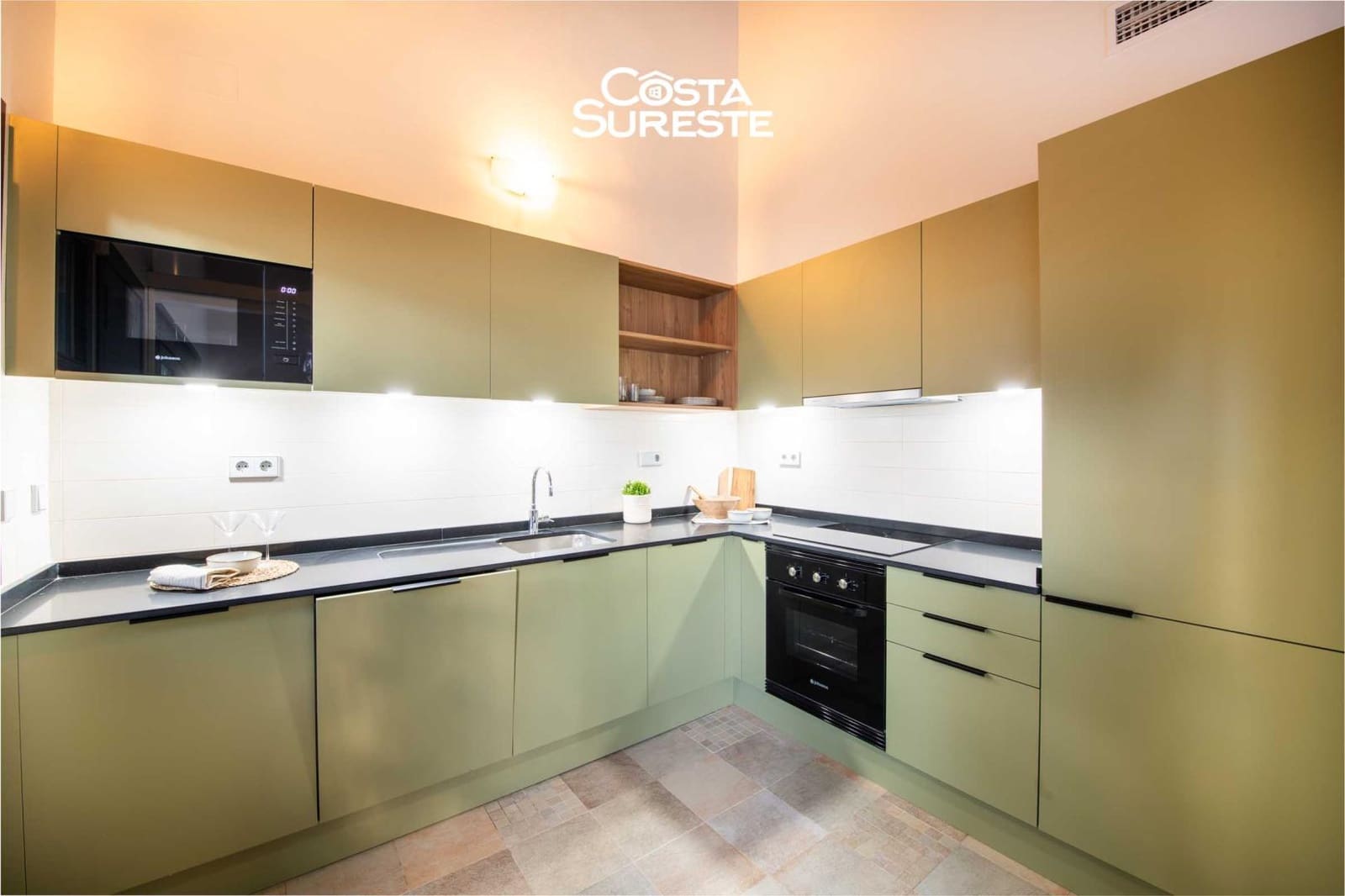 3 bedroom Apartment for sale in Avileses - € 298,000 (Ref: 9841129)