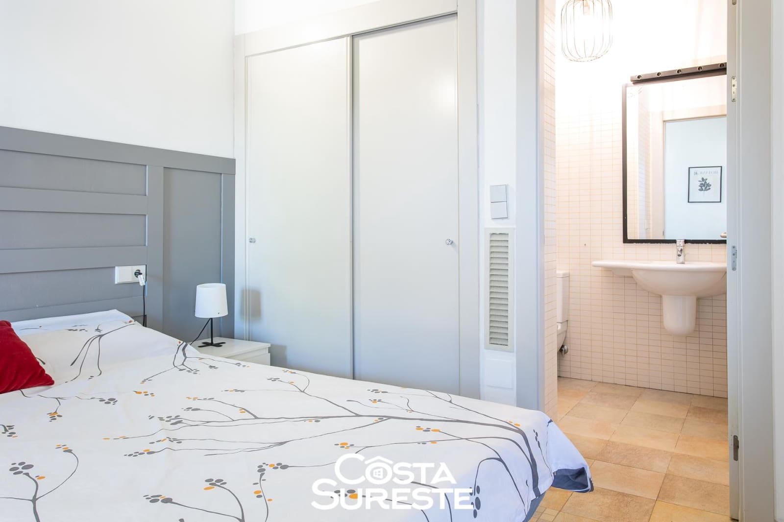 2 bedroom Apartment for sale in Avileses - € 267,000 (Ref: 9841132)