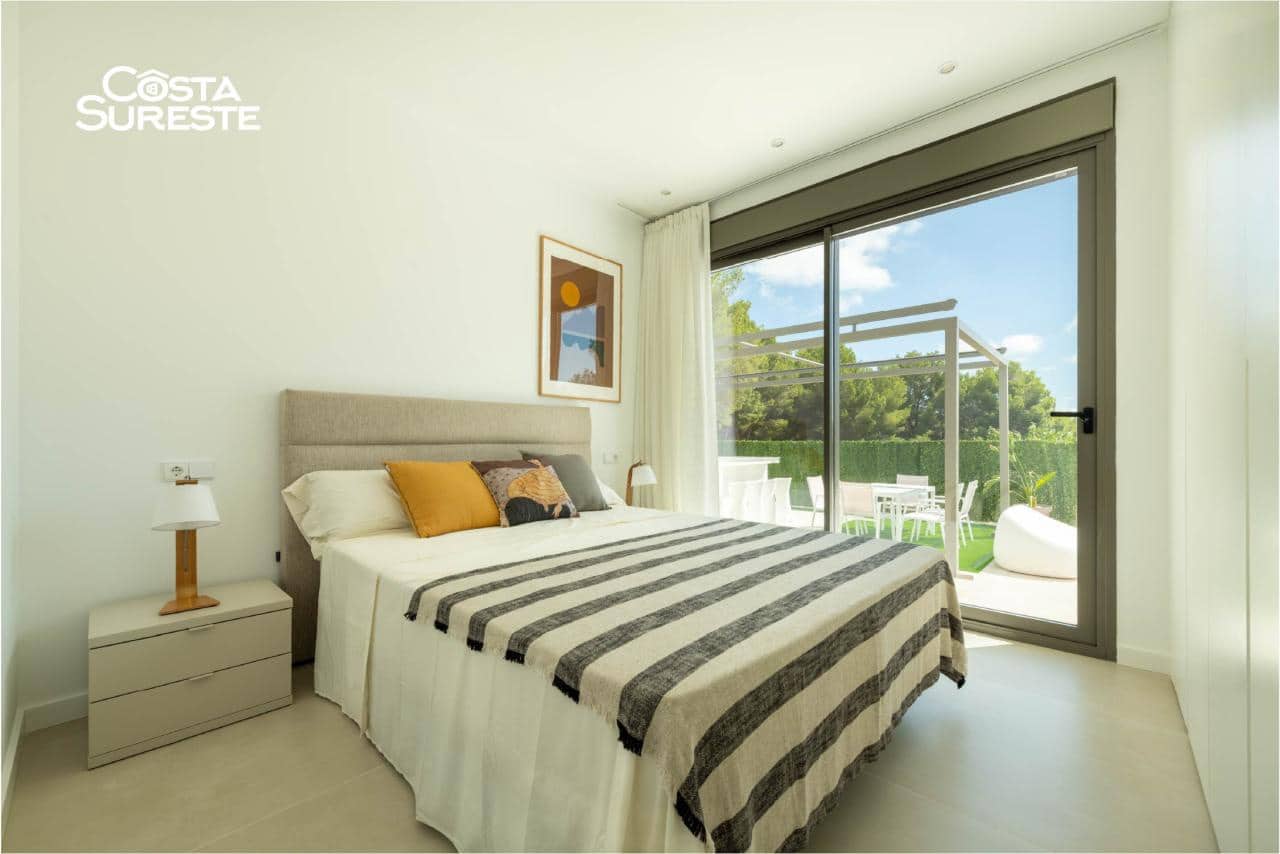 3 bedroom Villa for sale in Pilar de la Horadada - € 825,000 (Ref: 9841139)
