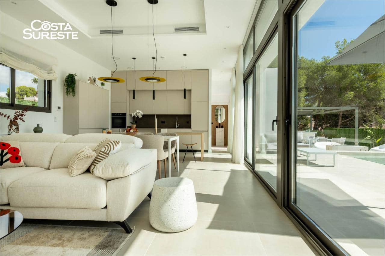 3 bedroom Villa for sale in Pilar de la Horadada - € 825,000 (Ref: 9841139)