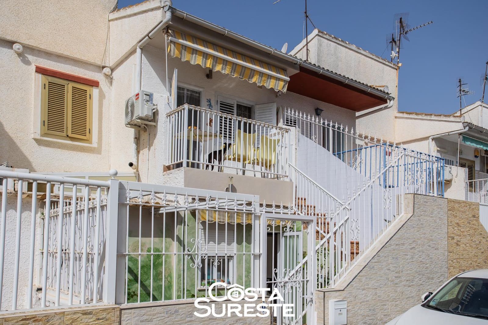 2 slaapkamer Bungalow te koop in Los Alcazares - € 110.000 (Ref: 9915214)
