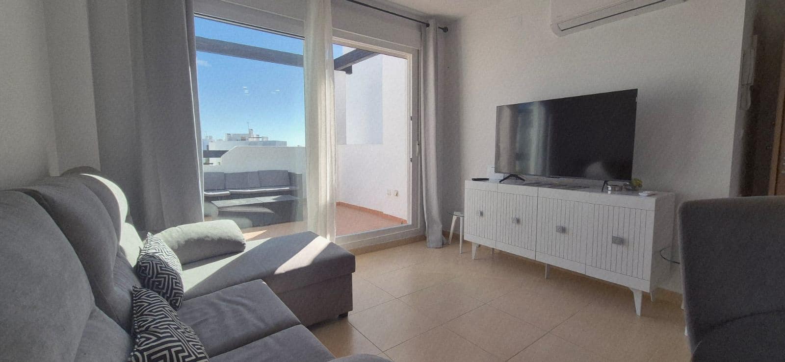 2 bedroom Apartment for rent in Terrazas de la Torre with pool - € 650 (Ref: 9956782)