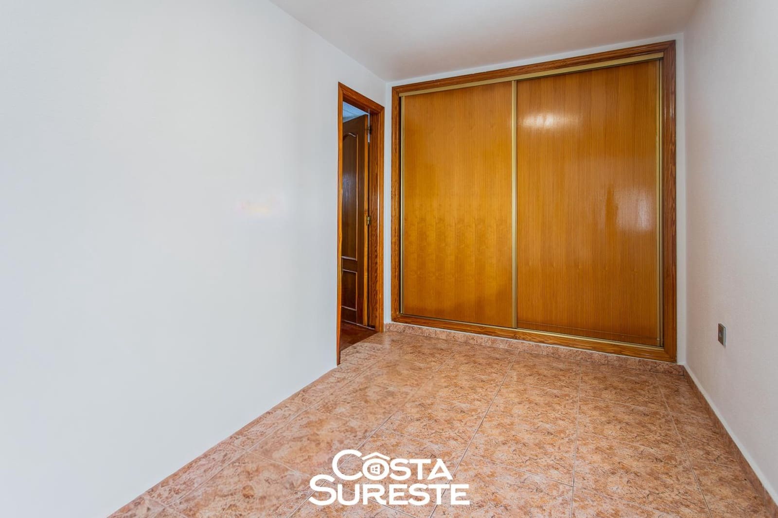 4 slaapkamer Bungalow te koop in Los Alcazares - € 215.000 (Ref: 9972846)