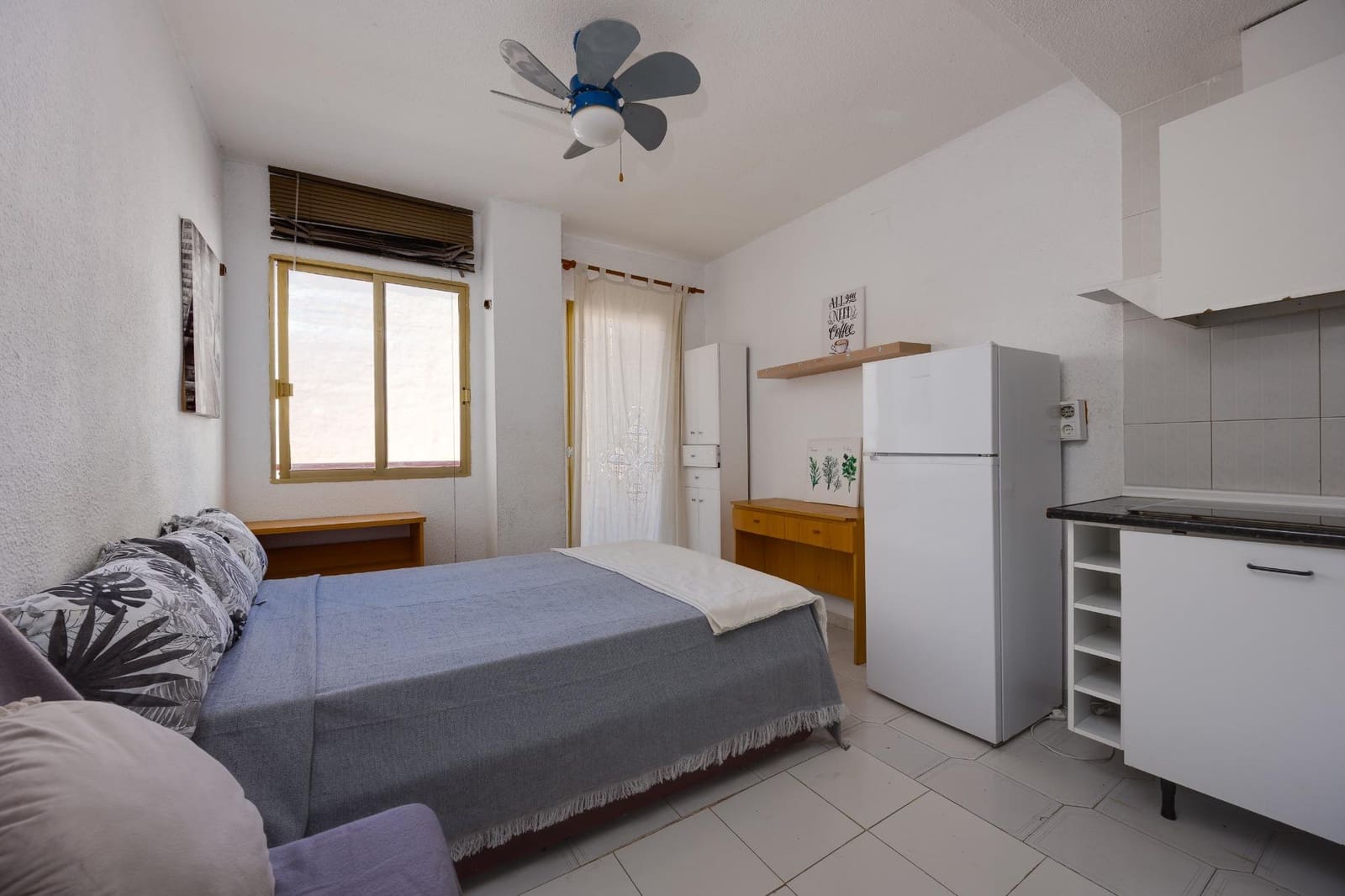 1 sovrum Studio till salu i Torrevieja - 78 500 € (Ref: 10043041)