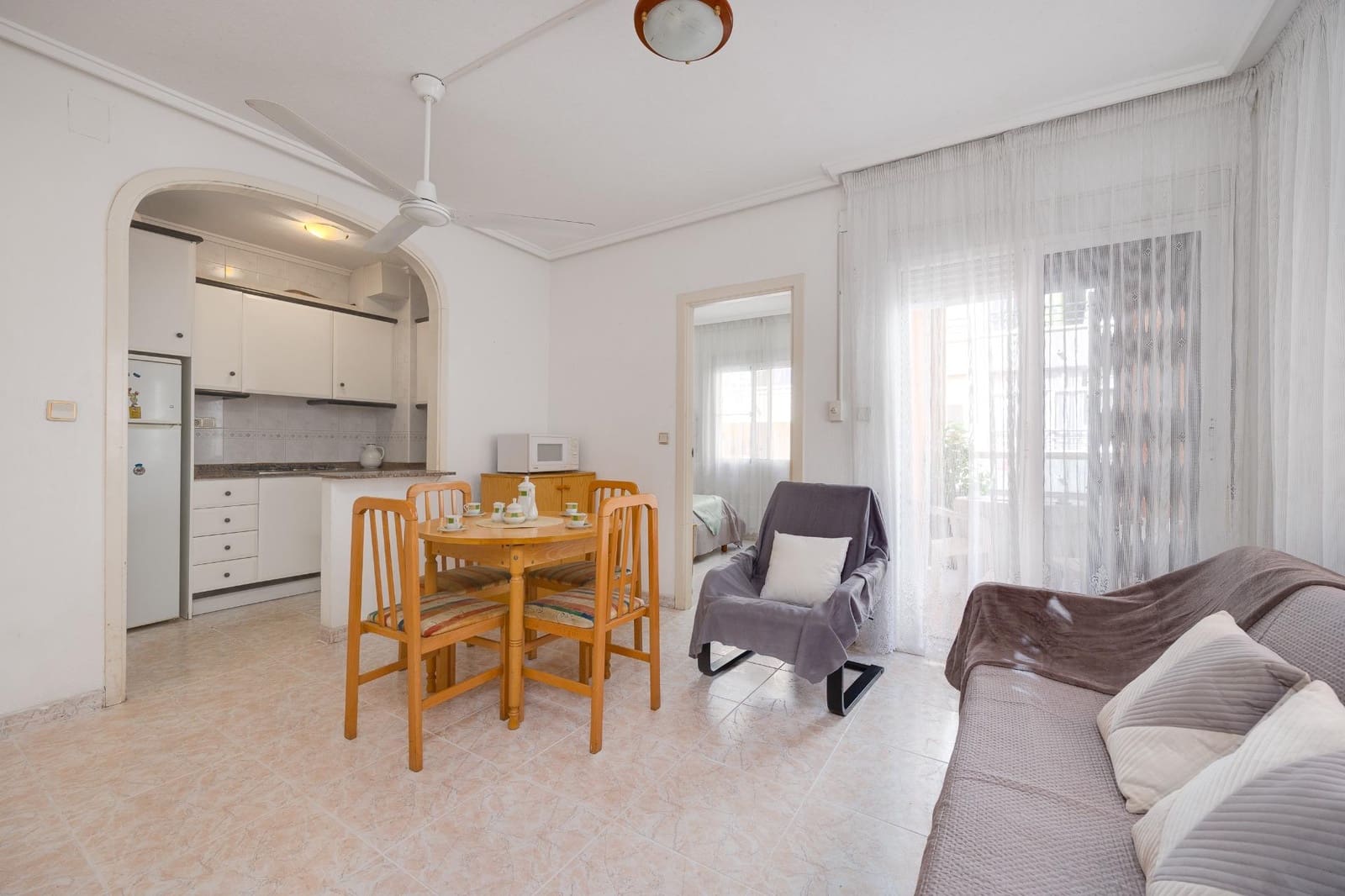 2 sypialnia Apartament na sprzedaż w Torrevieja - 147 410 € (Ref: 8999542)