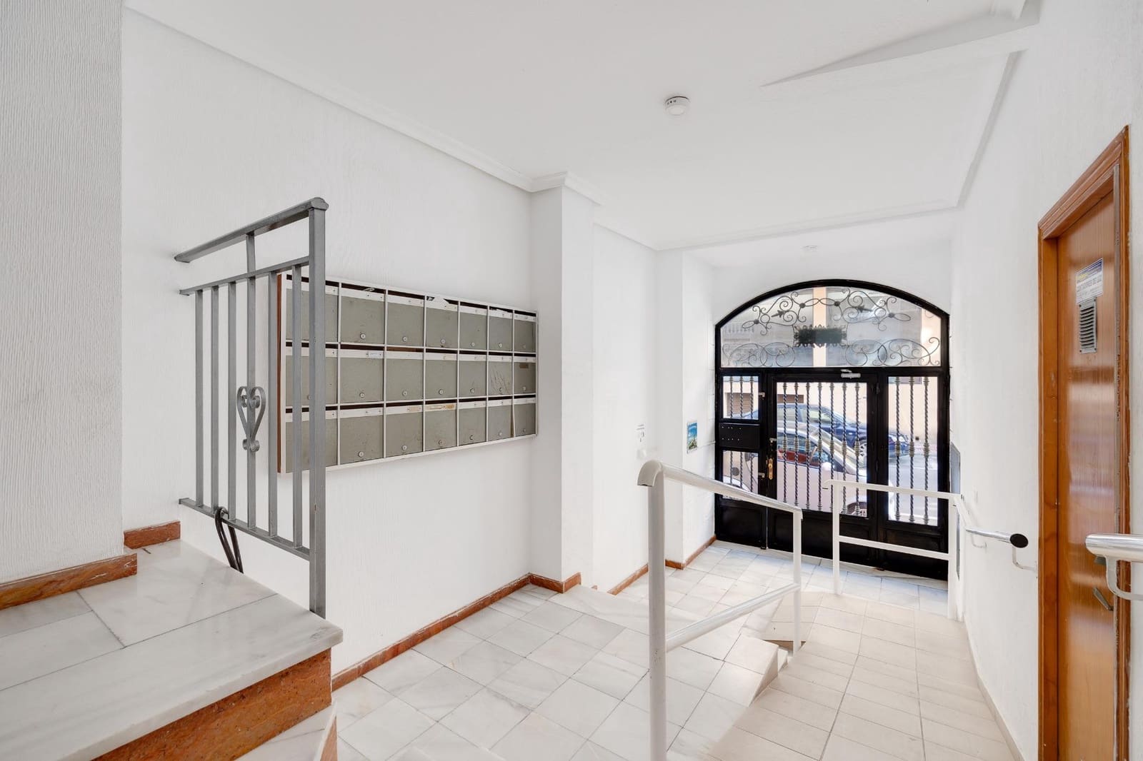 2 quarto Apartamento para venda em Torrevieja - 150 200 € (Ref: 9180937)