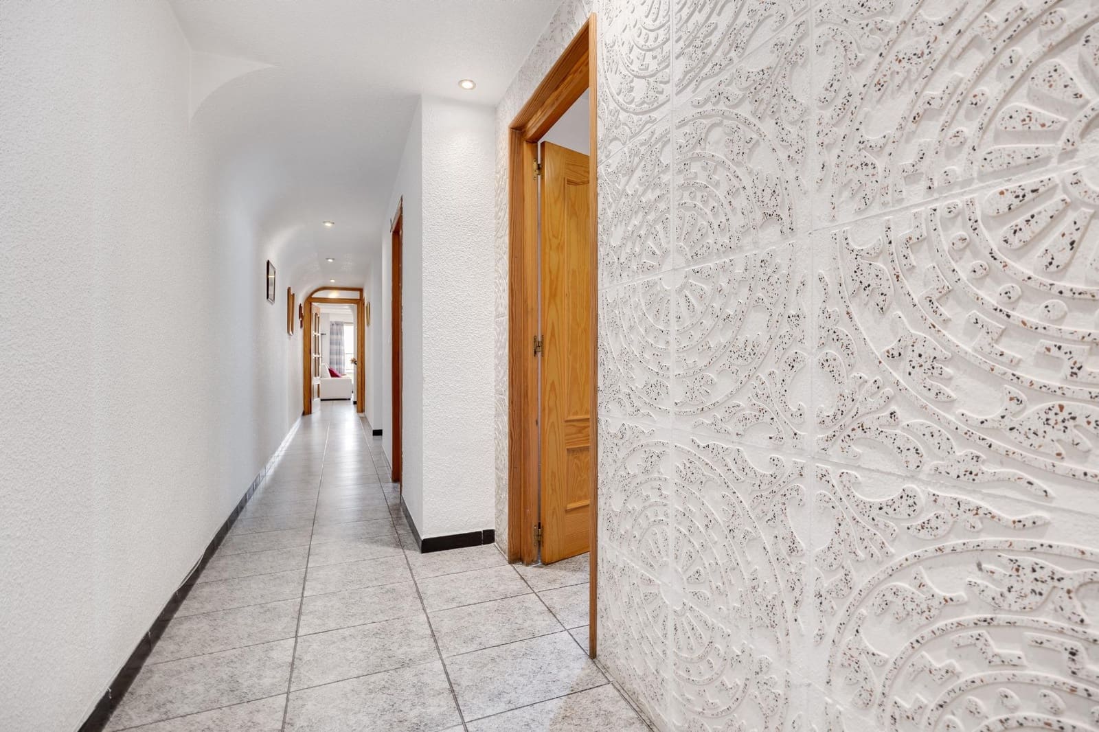 2 quarto Penthouse para venda em Torrevieja com garagem - 179 900 € (Ref: 9186849)