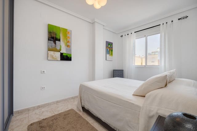 3 makuuhuone Huoneisto myytävänä paikassa Playa del Cura, Torrevieja mukana 
autotalli - 155 000 € (Ref: 9188403)