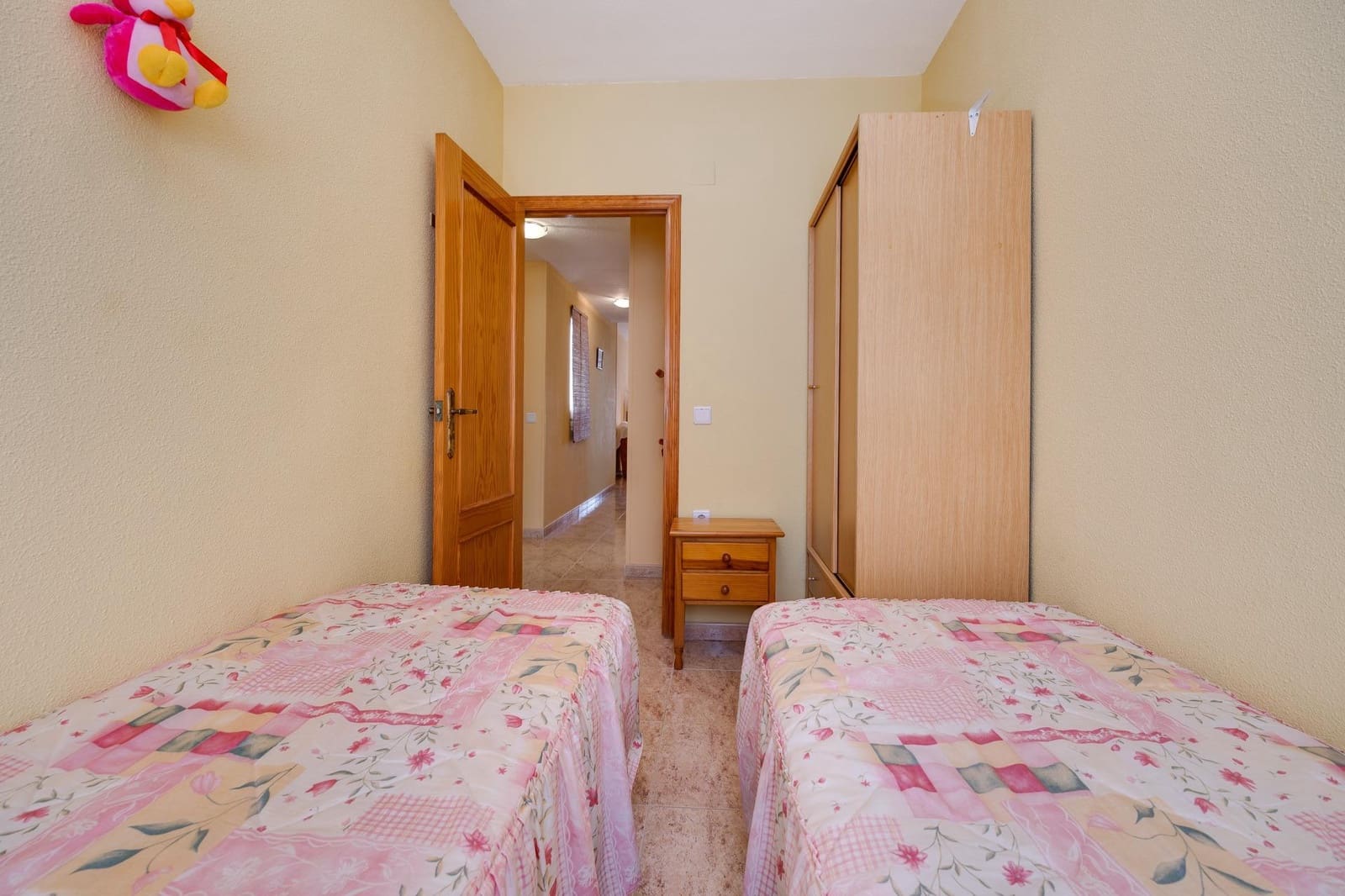 Ático de 2 habitaciones en Torrevieja en venta con garaje - 150.200 € (Ref: 9204441)