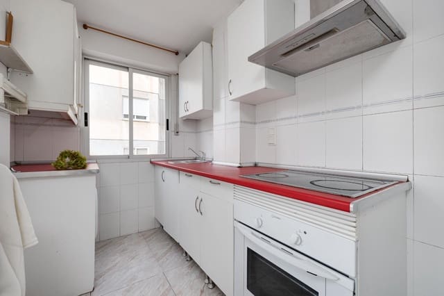 2 sypialnia Apartament na sprzedaż w Torrevieja - 150 000 € (Ref: 9330616)