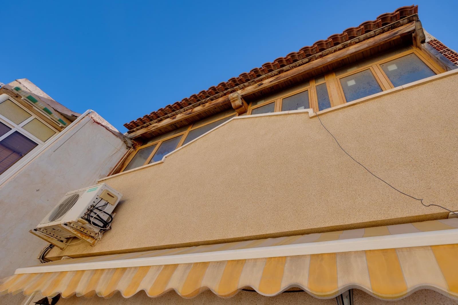 2 soveværelse Penthouse til salg i Torrevieja med swimmingpool garage - € 166.300 (Ref: 9431055)