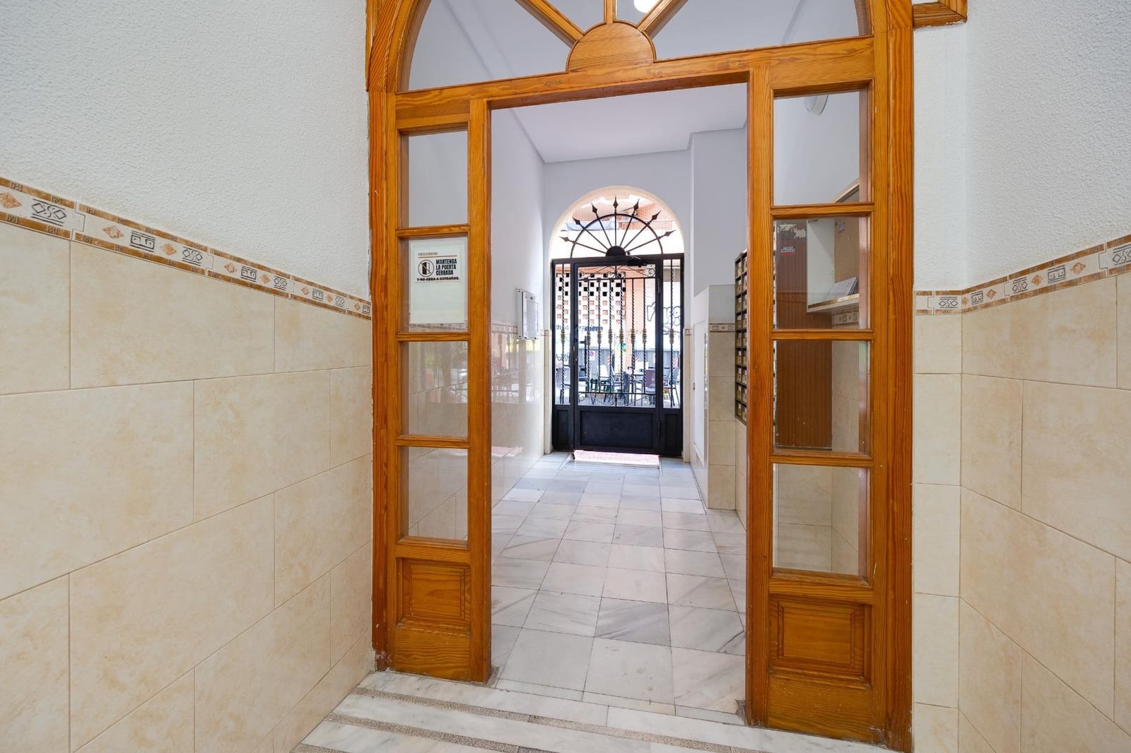 2 sovrum Lägenhet till salu i Torrevieja med garage - 166 300 € (Ref: 9541082)