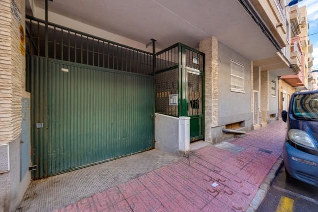 Garaje en Playa del Cura, Torrevieja en venta - 16.420 € (Ref: 9596104)