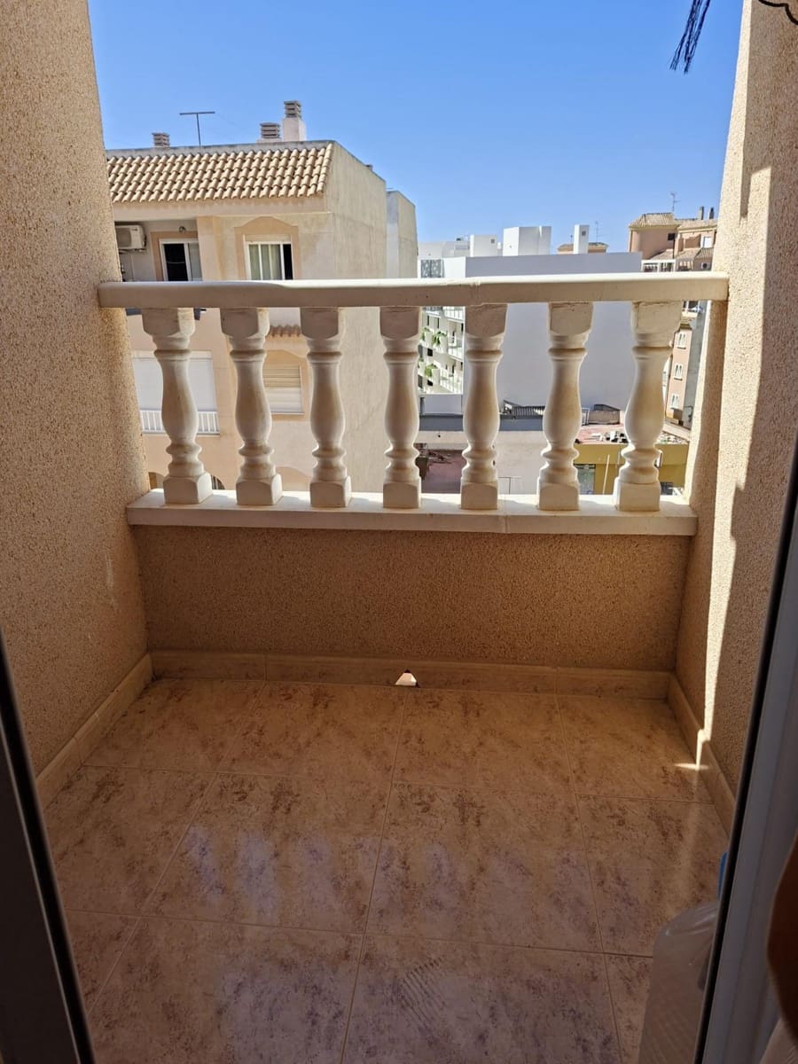 2 soveværelse Lejlighed til salg i Torrevieja - € 139.500 (Ref: 9846206)