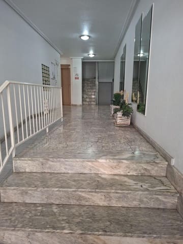 2 slaapkamer Appartement te koop in Avenida Habaneras - Curva de Palangre, Torrevieja - € 139.500 (Ref: 9846206)