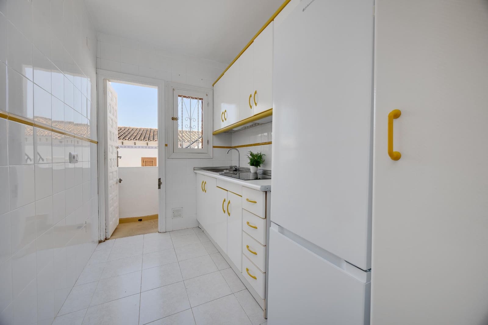 2 sypialnia Bungalow na sprzedaż w Torrevieja - 147 000 € (Ref: 9878803)