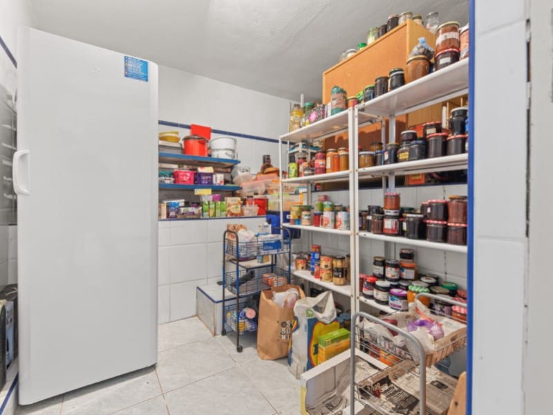 3 slaapkamer Villa te koop in El Campello met zwembad garage - € 449.000 (Ref: 10005322)