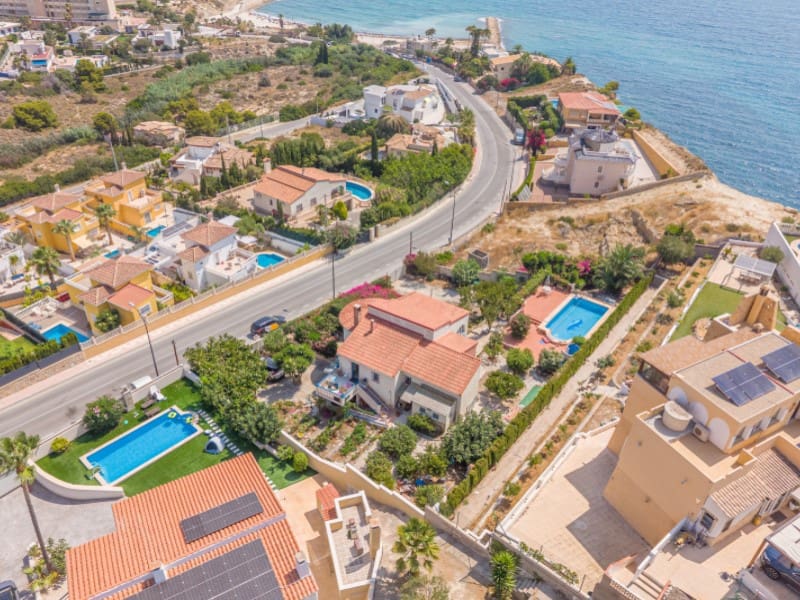 3 slaapkamer Villa te koop in El Campello met zwembad garage - € 449.000 (Ref: 10005322)
