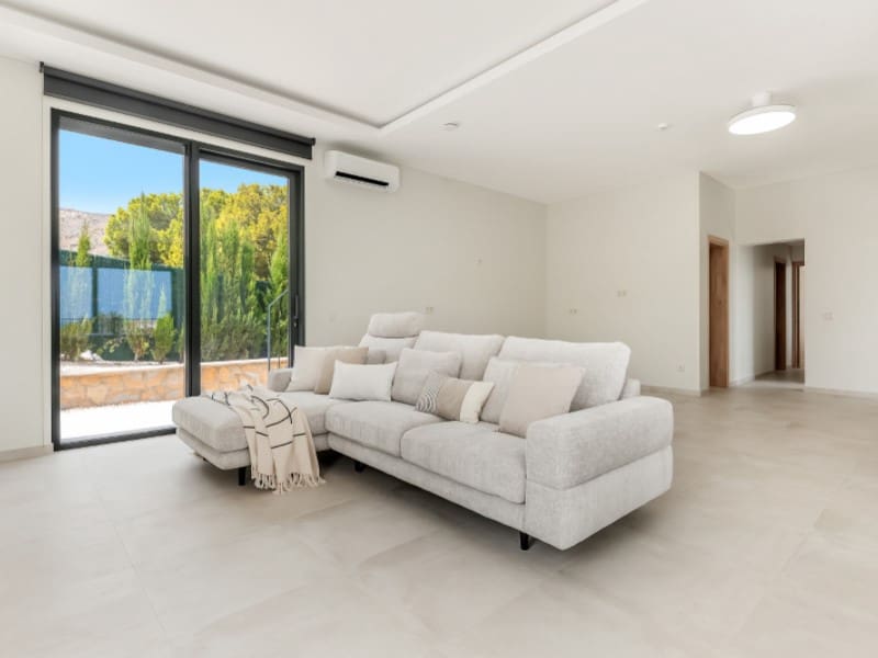 5 soveværelse Villa til salg i El Campello med swimmingpool garage - € 890.000 (Ref: 10047060)