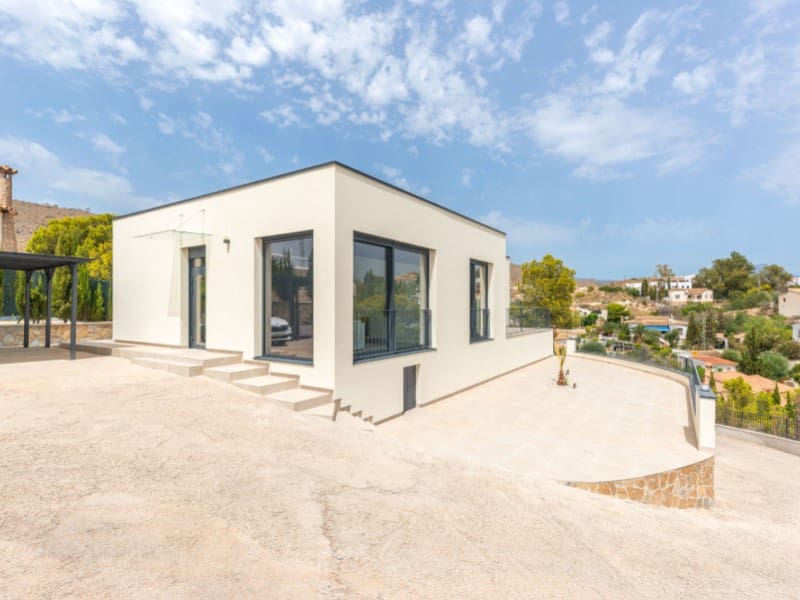 5 soveværelse Villa til salg i El Campello med swimmingpool garage - € 890.000 (Ref: 10047060)