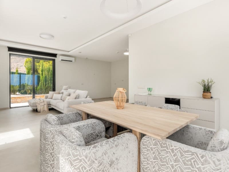 5 soveværelse Villa til salg i El Campello med swimmingpool garage - € 890.000 (Ref: 10047060)