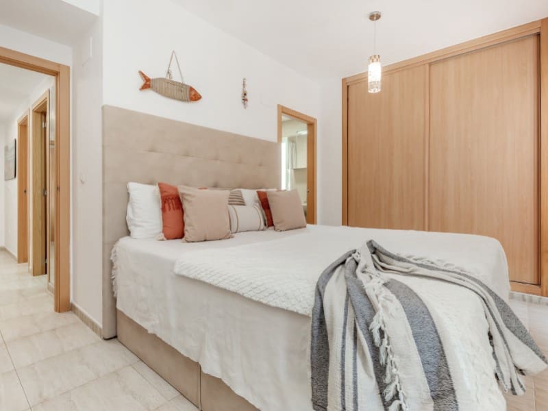 3 soveværelse Lejlighed til salg i El Campello med garage - € 399.000 (Ref: 10166372)