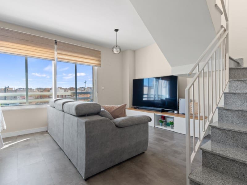 3 bedroom Penthouse for sale in El Campello with garage - € 329,900 (Ref: 10171229)