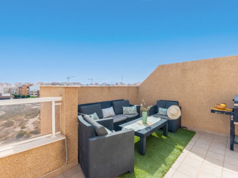 3 bedroom Penthouse for sale in El Campello with garage - € 329,900 (Ref: 10171229)